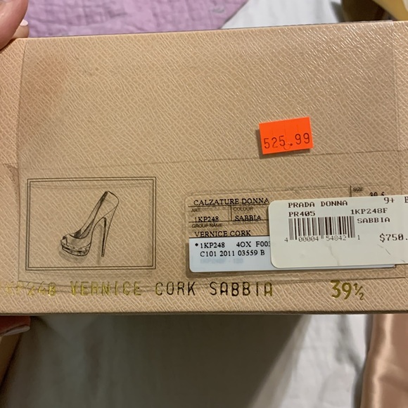 Prada heels; peep toe; size 9.5; patent leather - Picture 5 of 8